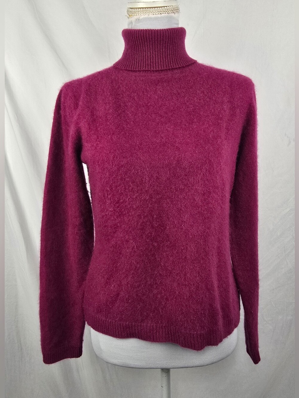 Marshall Field's 100% Cashmere Pink Boxy Turtleneck Minimalist Sweater sz M